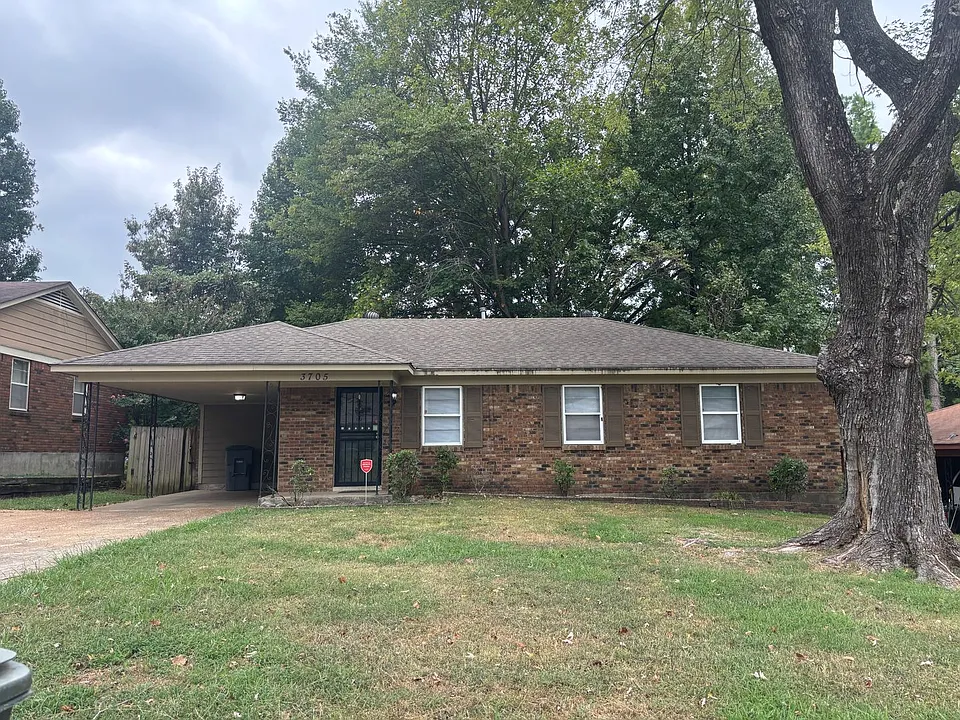 3705 Julia St
