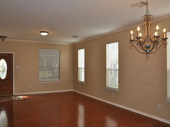 3rd image of 10706 Lyndon Meadows Dr
