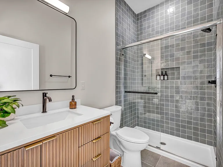 2159 Columbus Rd — Photo 28