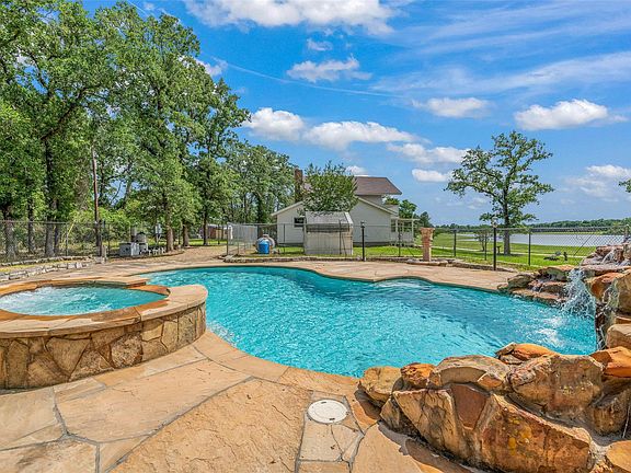 30 Cherokee Dr, Hilltop Lakes, TX 77871 | MLS #27864942 | Zillow