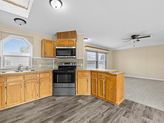 5th image of 406 31st Ave SE