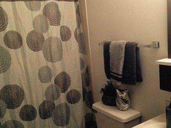 3rd image of 1201 River Dr APT 8