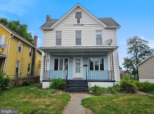 118 W Walnut St, Mount Union, PA 17066