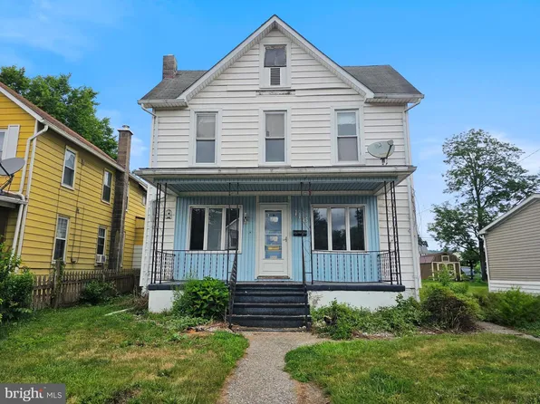 118 W Walnut St, Mount Union, PA 17066