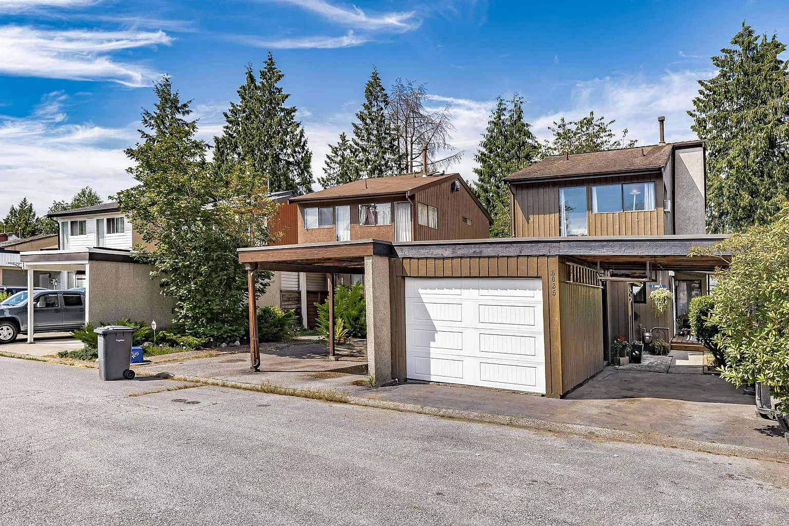 3035 Ashbrook Pl photo 1