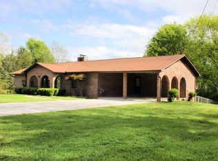 3180 Sharp Dr, Lenoir City, TN 37771