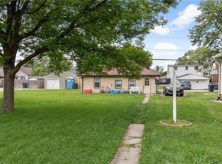 130 S 8th Ave, Beech Grove, IN 46107