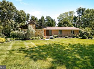 9426 Dartmouth Rd, Columbia, MD 21045