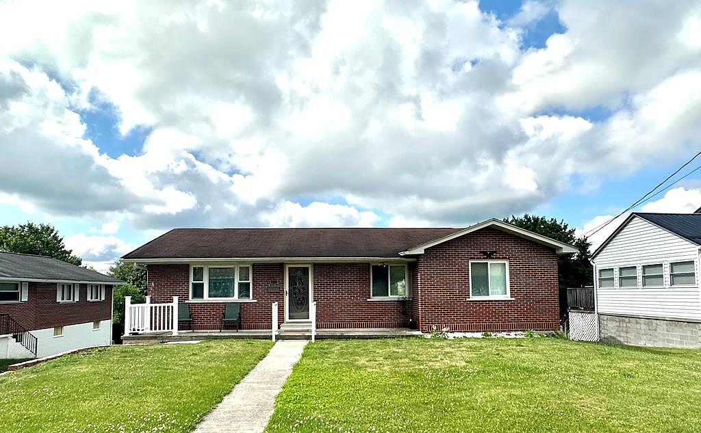210 Wood St, Beckley, WV 25801 MLS 84452 Zillow