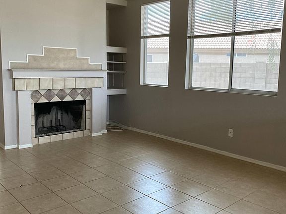 5th image of 4402 E CREOSOTE Drive