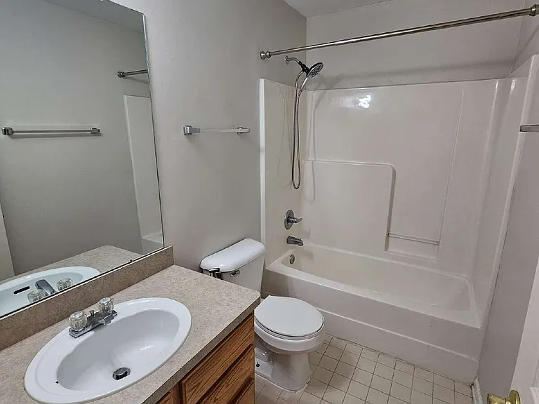 42843 Richmond Dr #10 — Photo 20