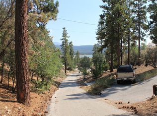 1091 Bruin Trl, Fawnskin, CA 92333