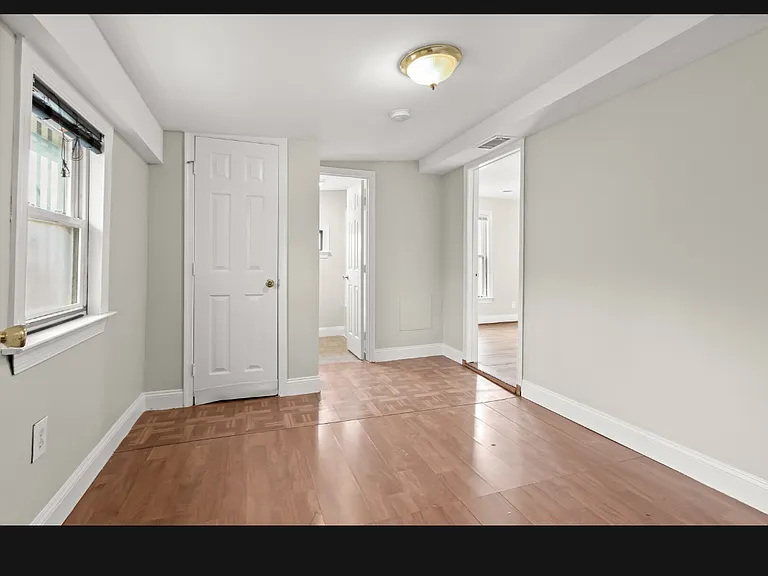805 Eastern Ave — Photo 35