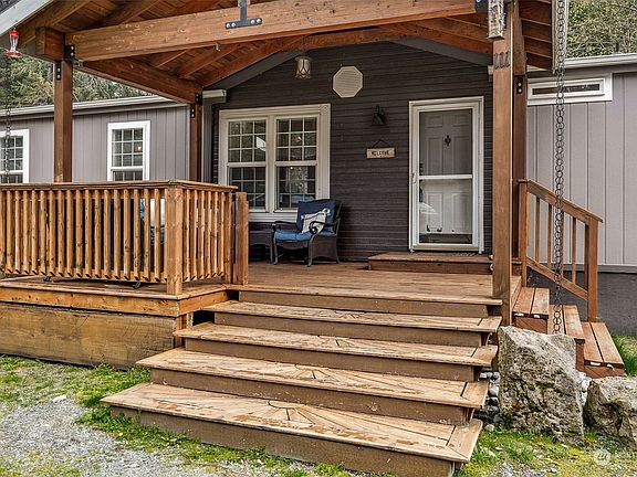 4th image of 111 Sherwood Court