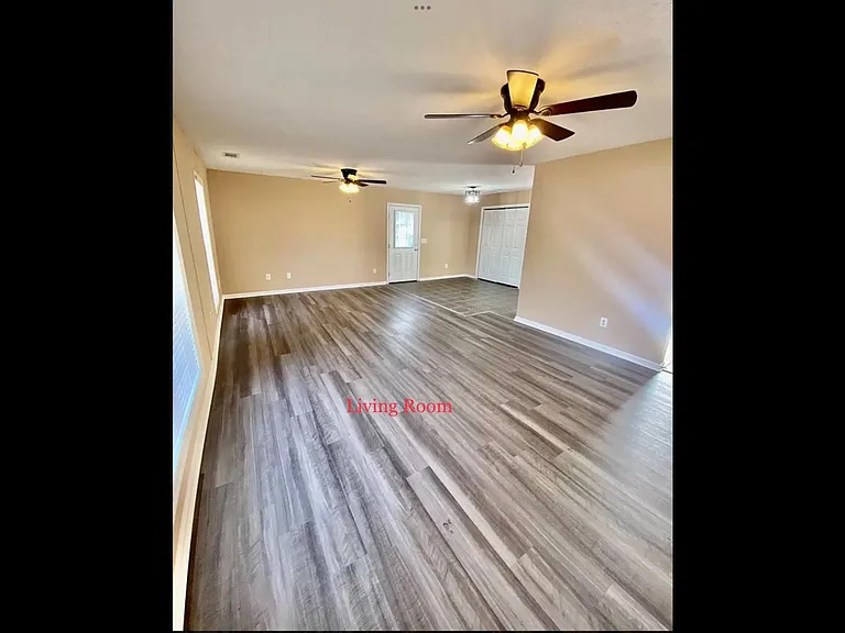 6112 Potomac Cir — Photo 5