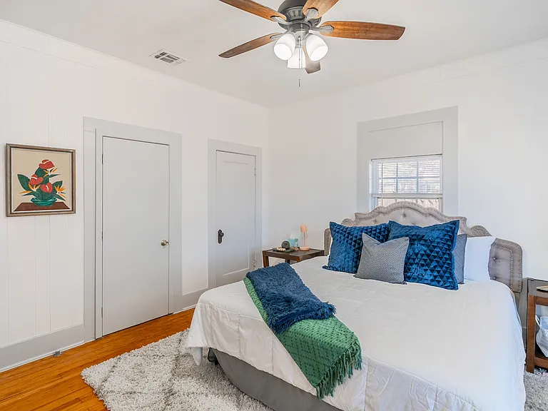 475 E French Pl — Photo 21