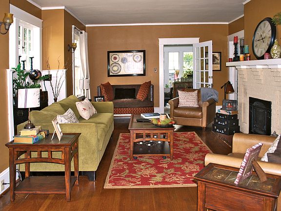 Living Room/Sunroom Entrance