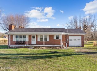 12500 Griffith Rd, Pikeville, TN 37367