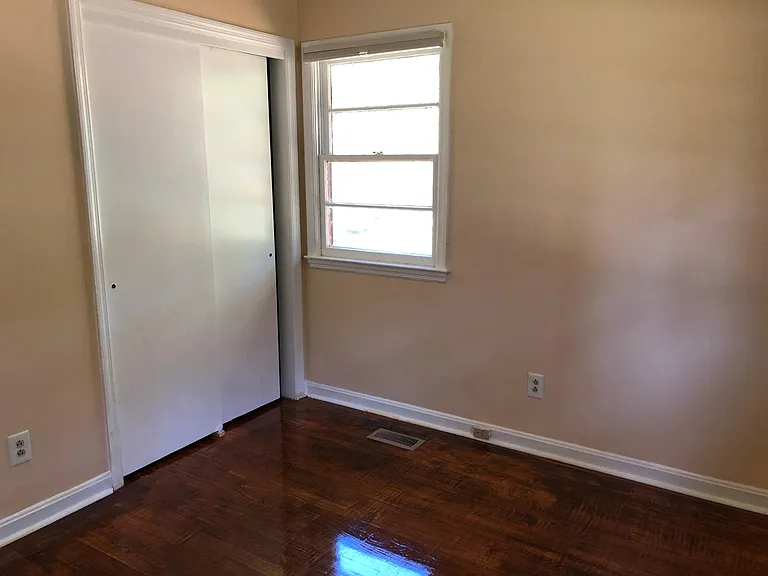 1846 Colony Dr — Photo 9