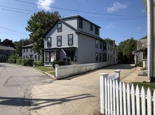 14 King St APT 1A, Rockport, MA 01966