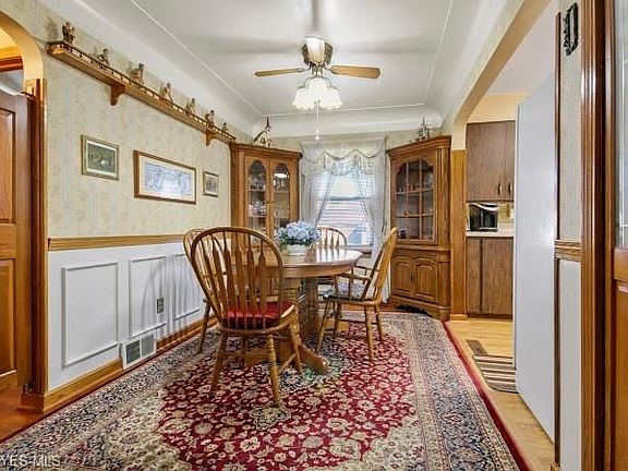5th image of 118 Rockdale Ave