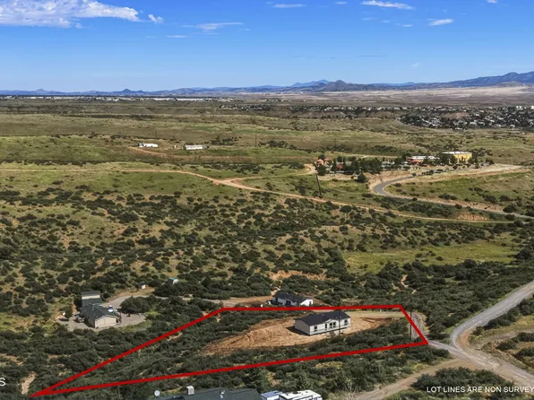 470 S Hideaway Dr, Dewey, AZ 86327