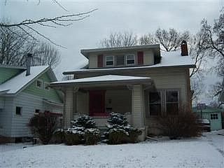 1st image of 68 Ashwood Ave