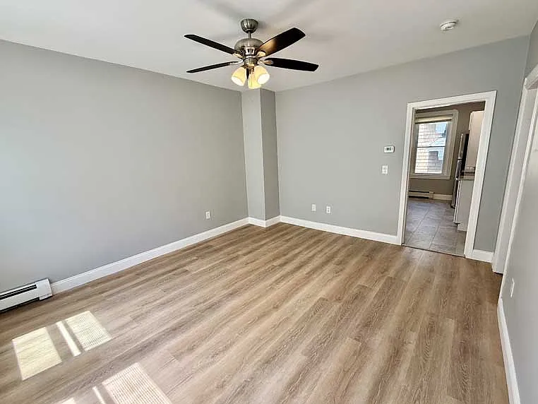 72 Daniels St #3 — Photo 8
