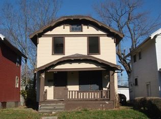 1621 Oakridge Dr, Dayton, OH 45417