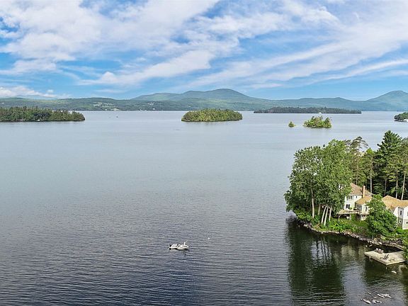 2nd image of 130 Lands End Road