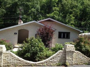 1911 Lovers Gap Rd, Vansant, VA 24656