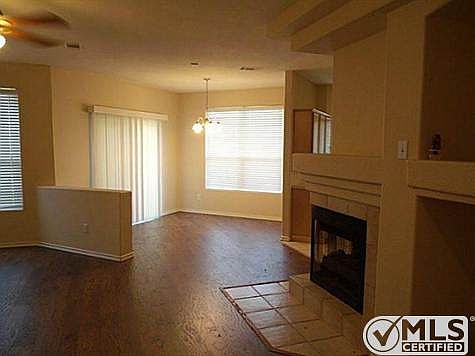 5th image of 1022 Barkridge Dr