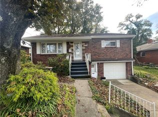 2644 Russell Dr, New Kensington, PA