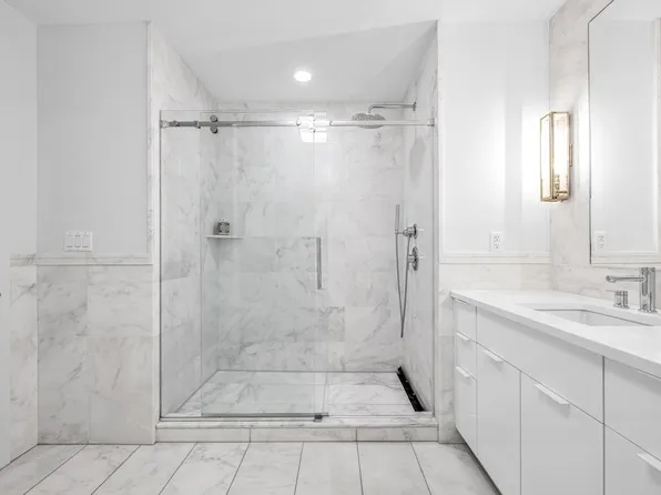 9 Avenue At Port Imperial image 32 of 50