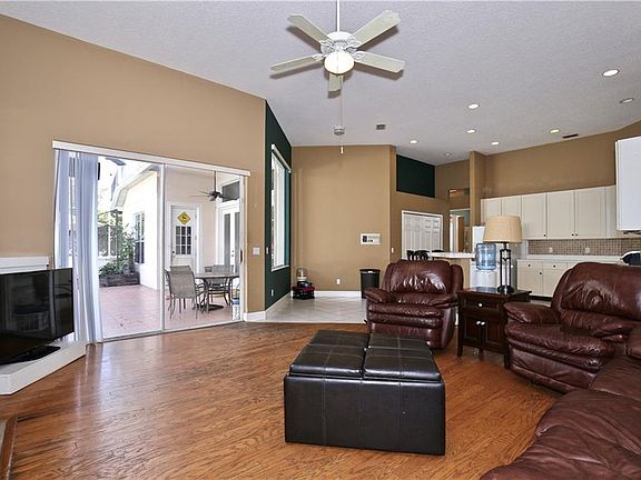 4th image of 4789 Lake Calabay Dr