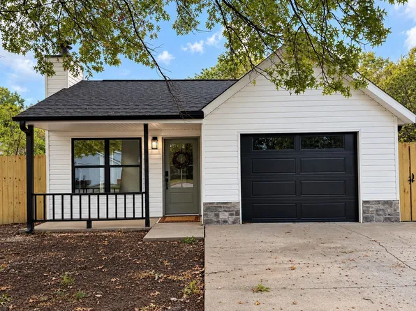 398 E Evergreen Ln, Fayetteville, AR 72703