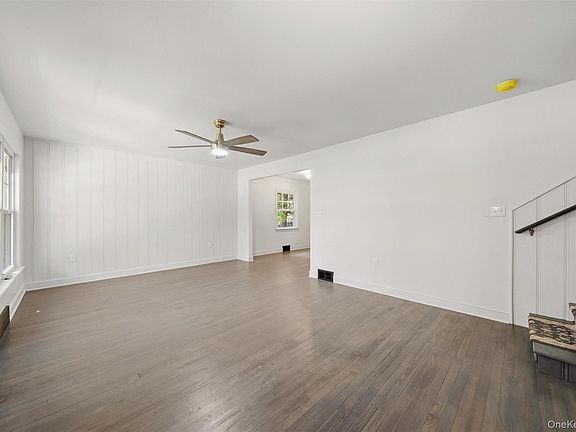 4th image of 25 Ferrara Drive