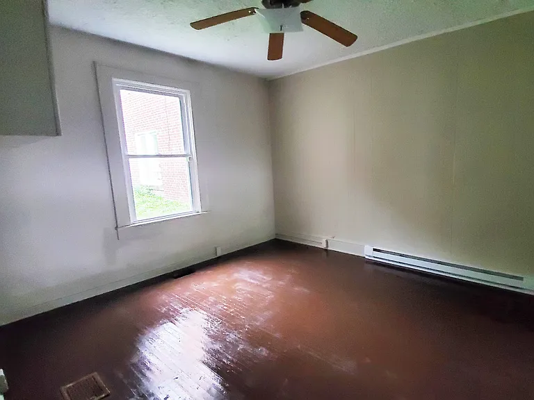1713 Bluefield Ave — Photo 32