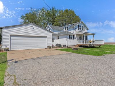 28708 215th St, Dike, IA, 50669