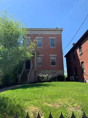 511 Montgomery St Photo 1