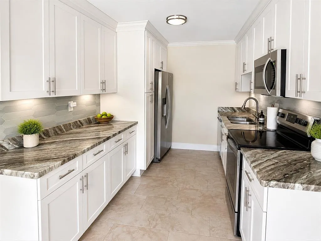 4 bed, 2.0 bath, 1503 sqft, $3,650 — Photo 4