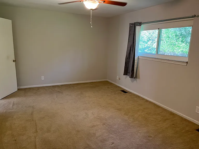 33426 Harlan Dr — Photo 12