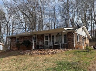 328 Dogwood Ln, Forest City, NC 28043