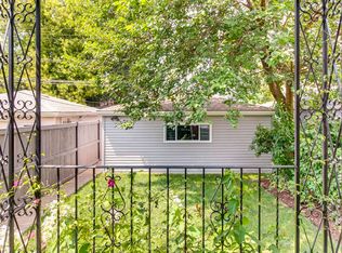 1832 N Monticello Ave, Chicago, IL 60647