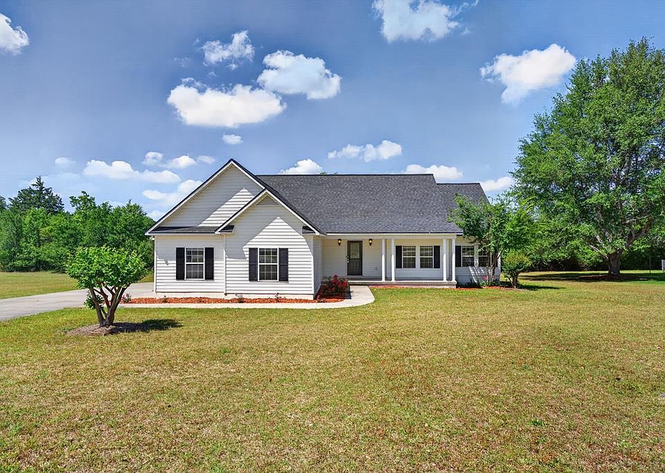 1st image of 1103 Karen Ln