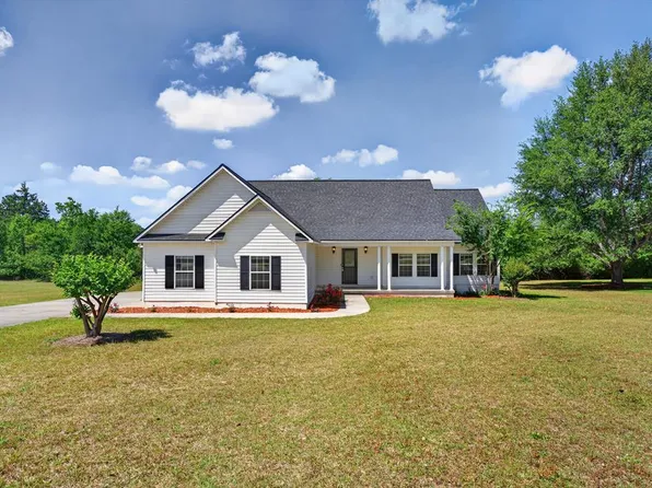 1103 Karen Ln, Douglas, GA 31533