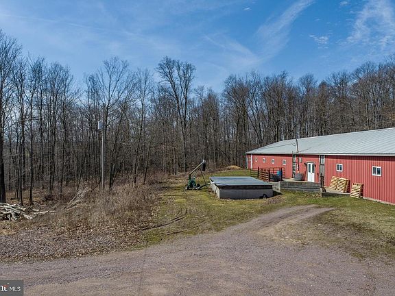 2nd image of 616 Crab Run Rd