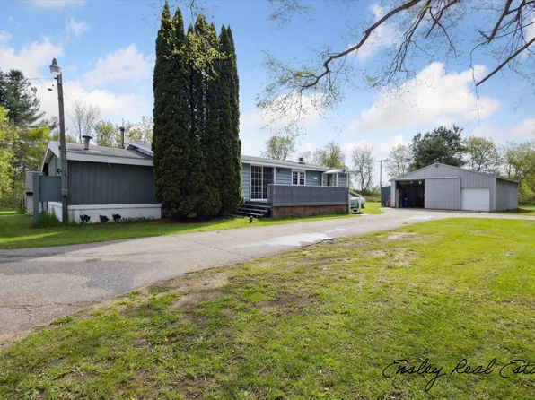 6270 Twelve Mile Rd NE, Rockford, MI 49341