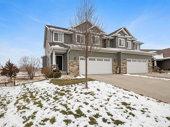 2nd image of 1245 Daisy Cir