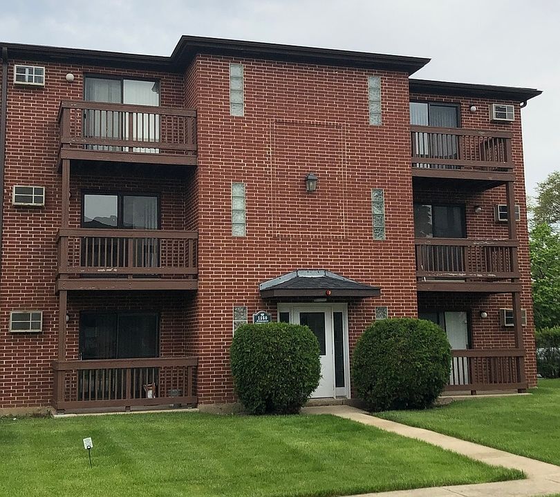 1st image of 1160 Cedar St APT 2A